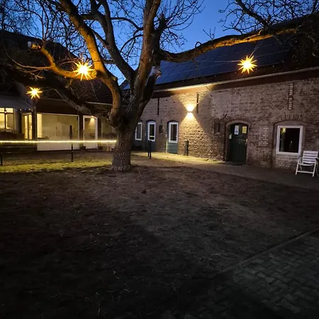 Apartment Montage Zum Walnussbaum Deutschhof