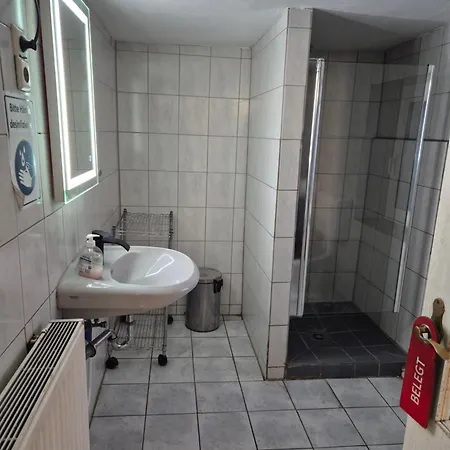 Montage Zum Walnussbaum Apartment Deutschhof