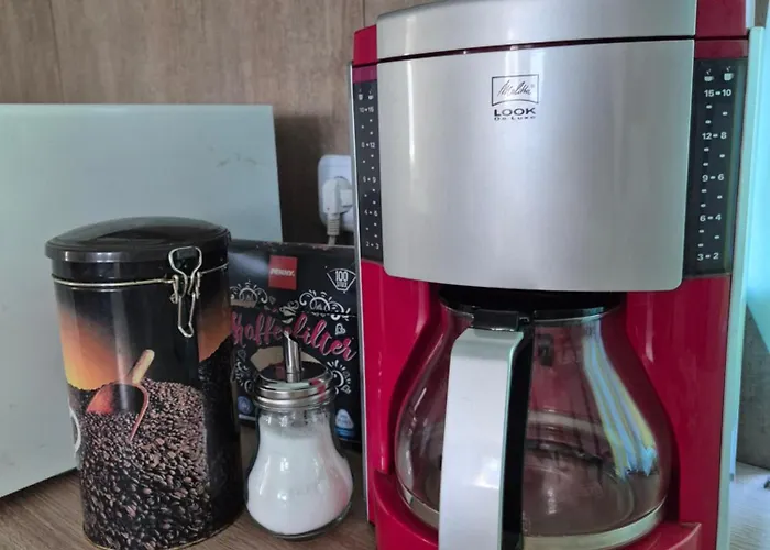 Montage Zum Walnussbaum *