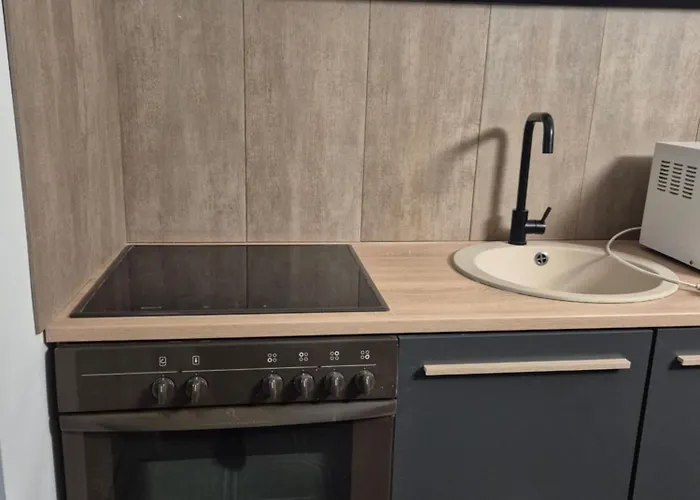 Montage Zum Walnussbaum Apartment Deutschhof