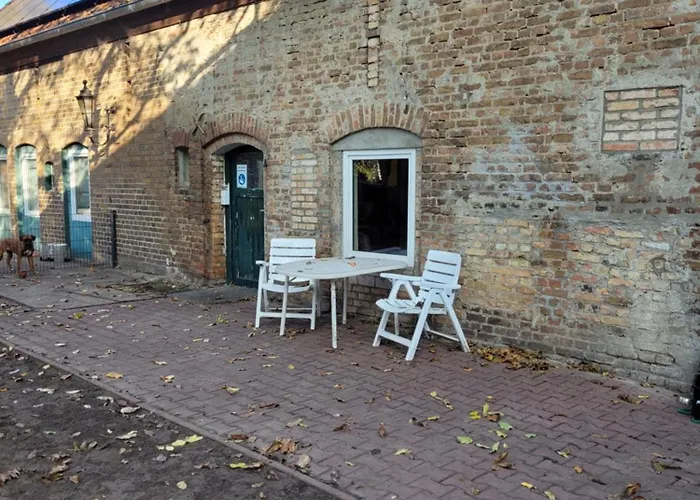 Montage Zum Walnussbaum Deutschhof